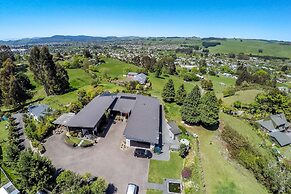 City Lights Boutique Lodge