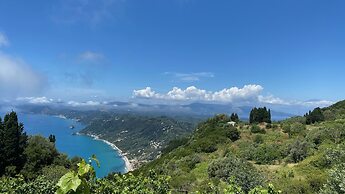 Sebastians Family Hotel & Taverna