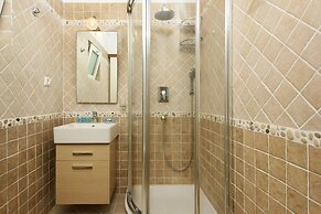 Sebastians Family Hotel & Taverna