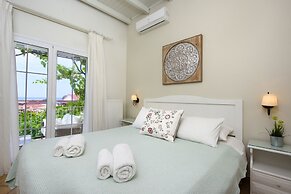 Sebastians Family Hotel & Taverna