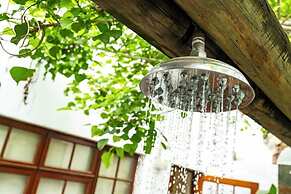 Woodall Country House & Spa