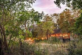 Woodall Country House & Spa