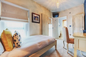 Stattons Hotel & Restaurant