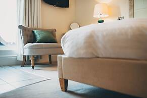 Stattons Hotel & Restaurant