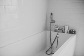 Stattons Hotel & Restaurant