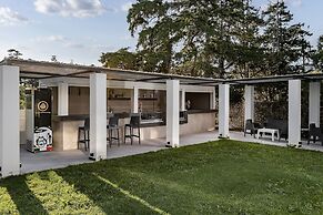 Sunrise Village Hotel