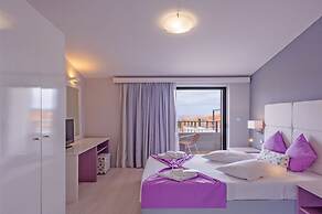 Sunrise Village Hotel