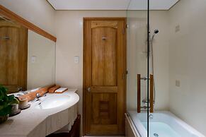 Silverland Yen Hotel