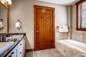 One Ski Hill Place, A RockResort