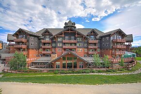 One Ski Hill Place, A RockResort