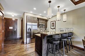 One Ski Hill Place, A RockResort