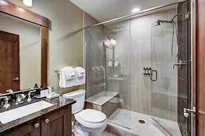 One Ski Hill Place, A RockResort