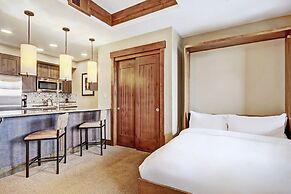 One Ski Hill Place, A RockResort