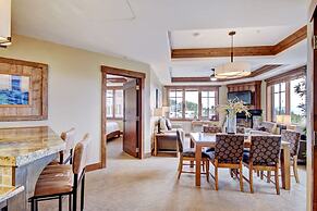 One Ski Hill Place, A RockResort