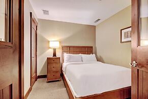 One Ski Hill Place, A RockResort