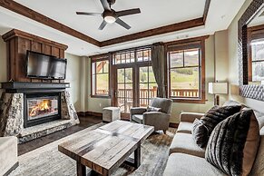 One Ski Hill Place, A RockResort