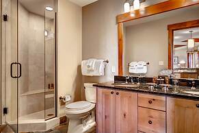 One Ski Hill Place, A RockResort