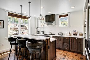 One Ski Hill Place, A RockResort