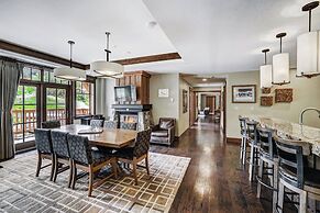 One Ski Hill Place, A RockResort