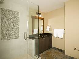 One Ski Hill Place, A RockResort