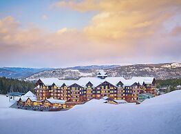 One Ski Hill Place, A RockResort