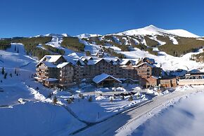 One Ski Hill Place, A RockResort