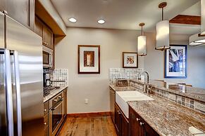 One Ski Hill Place, A RockResort