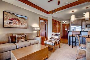 One Ski Hill Place, A RockResort