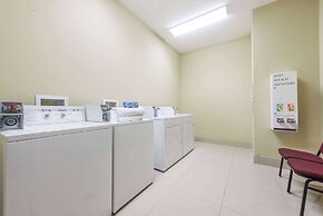 Wingate by Wyndham Lake Charles Casino Area