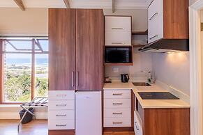 Boardwalk Lodge - self-catering