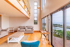 Boardwalk Lodge - self-catering