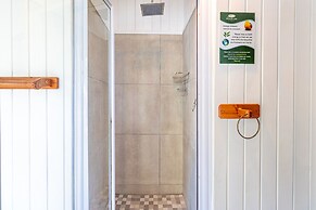 Boardwalk Lodge - self-catering