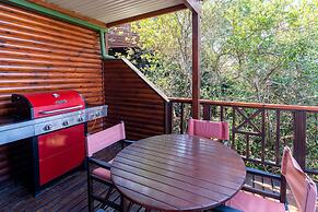 Boardwalk Lodge - self-catering