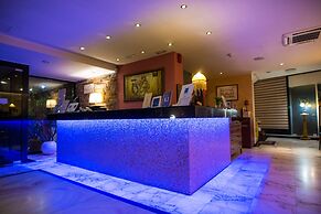 Anastazia Luxury Suites & Rooms