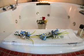 Anastazia Luxury Suites & Rooms