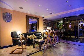 Anastazia Luxury Suites & Rooms