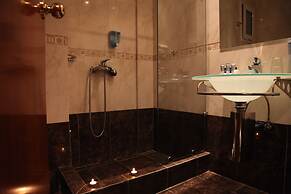 Anastazia Luxury Suites & Rooms