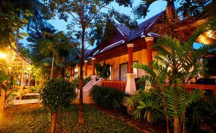 Fanari Khaolak Resort - Courtyard Zone
