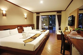 Fanari Khaolak Resort - Courtyard Zone