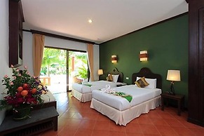 Fanari Khaolak Resort - Courtyard Zone