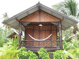 Malibu Beach Bungalows