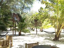 Malibu Beach Bungalows