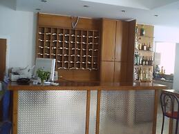 Vossos Hotel Apartments
