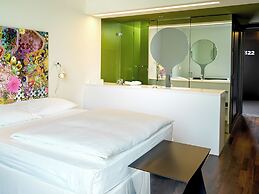 City Garden Hotel