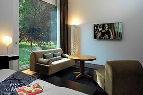 City Garden Hotel