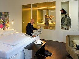 City Garden Hotel