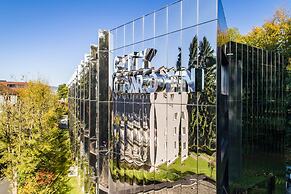 City Garden Hotel