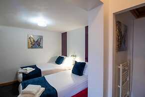 OYO The Bentleys Hotel