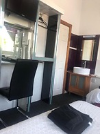 OYO The Bentleys Hotel