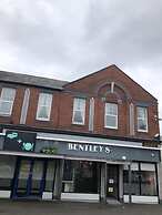 OYO The Bentleys Hotel